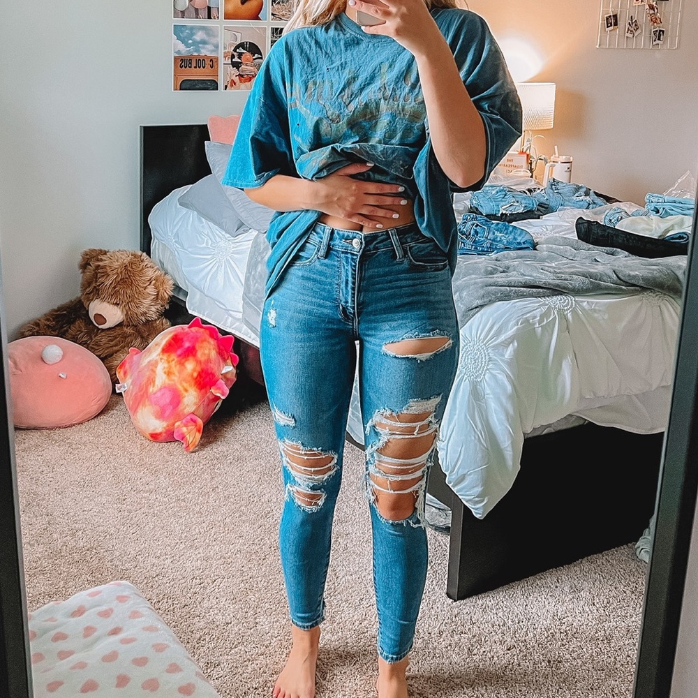 American Eagle skinny jeans
